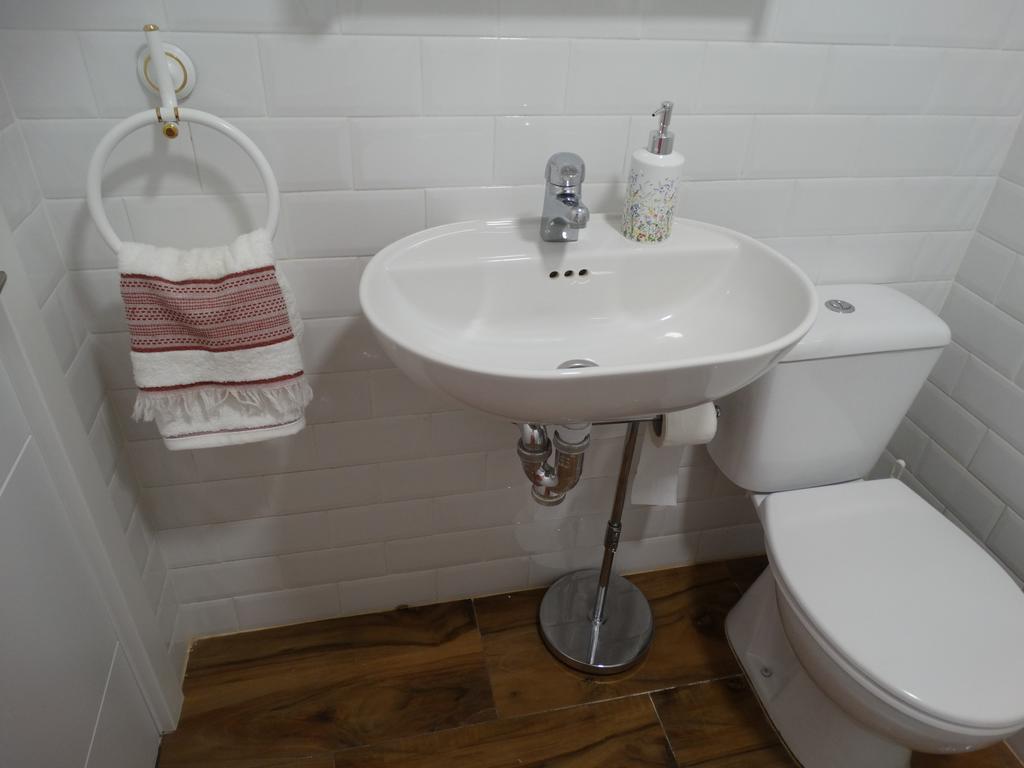 La Casa Del Marino Apartment Avilés Стая снимка