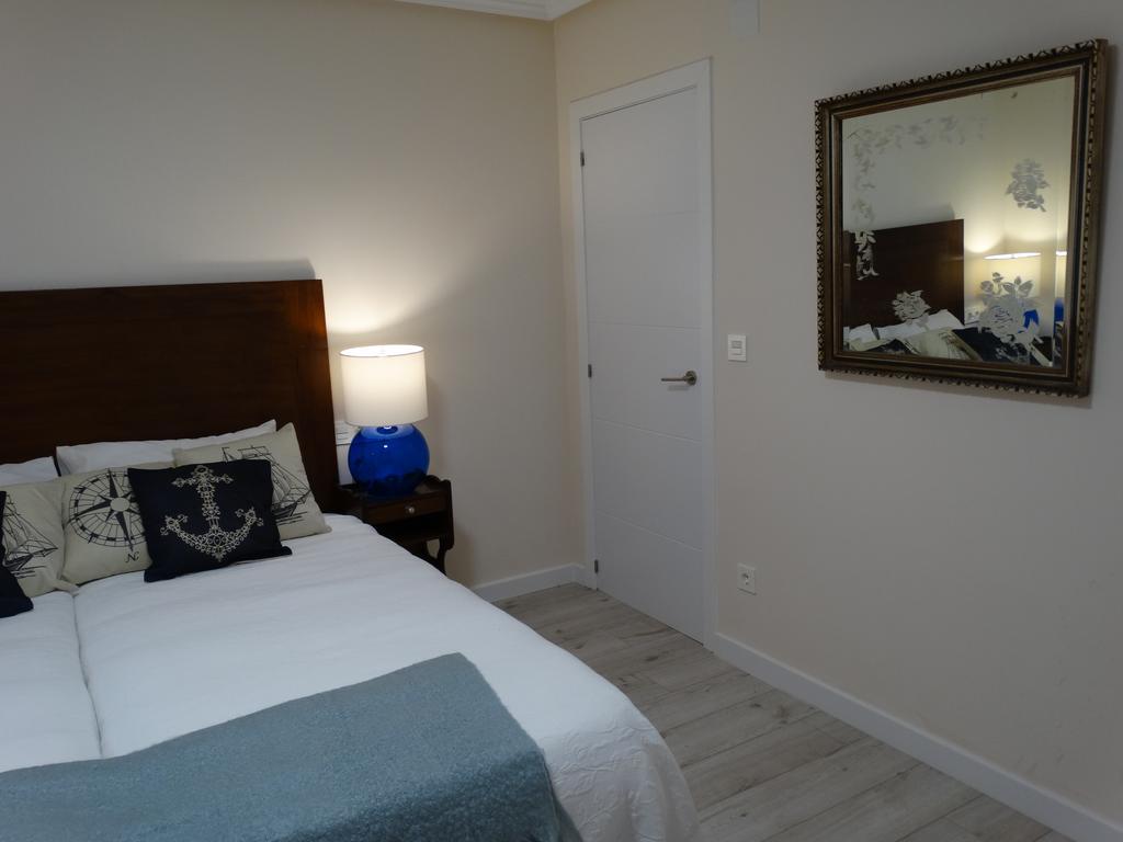 La Casa Del Marino Apartment Avilés Стая снимка
